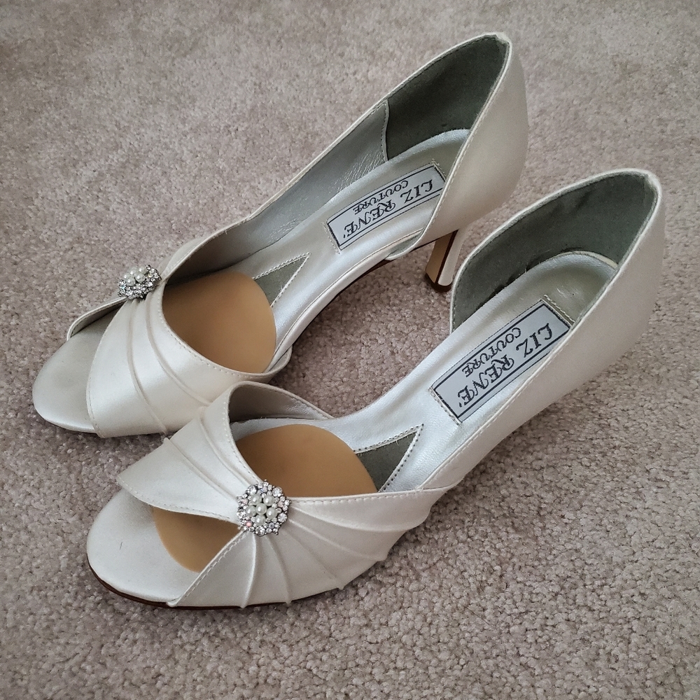 Liz Rene Couture Pumps